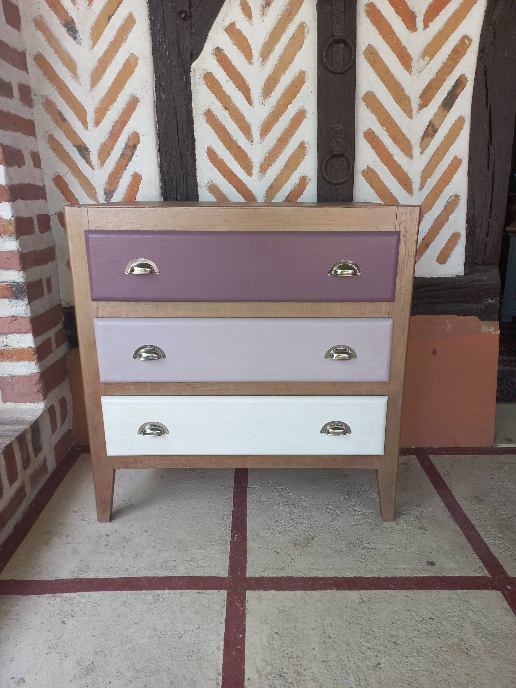 Small vintage tricolor chest of drawers