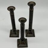 Ensemble de Trois Bougeoirs en Métal Ancien