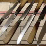Lot of 6 table knives in Bakelite