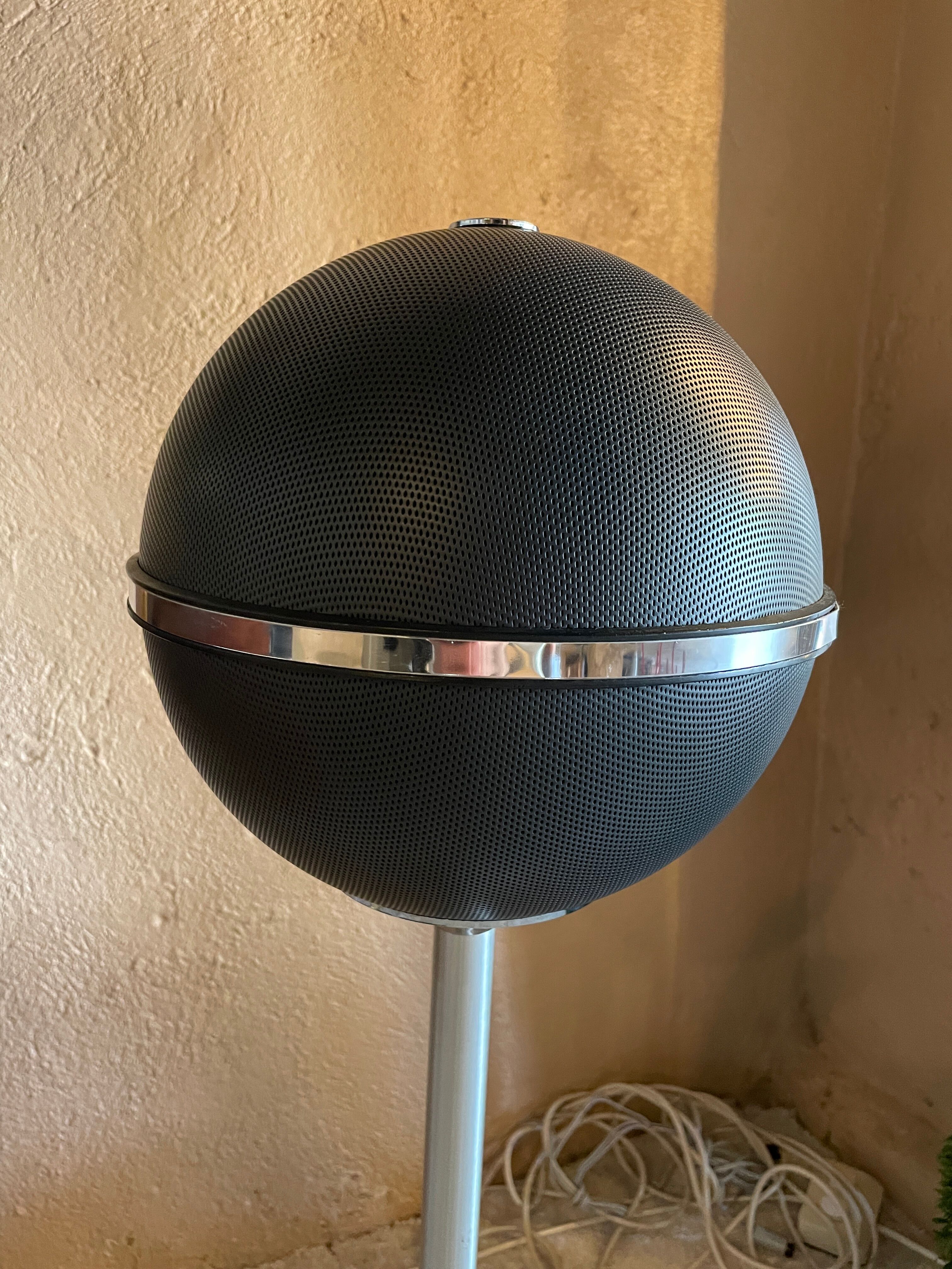 Paire d'enceintes Grundig Audiorama 4OOO noires
