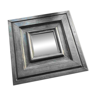 Miroir carré vintage en bois recouvert de feuille de métal, moulures en rel