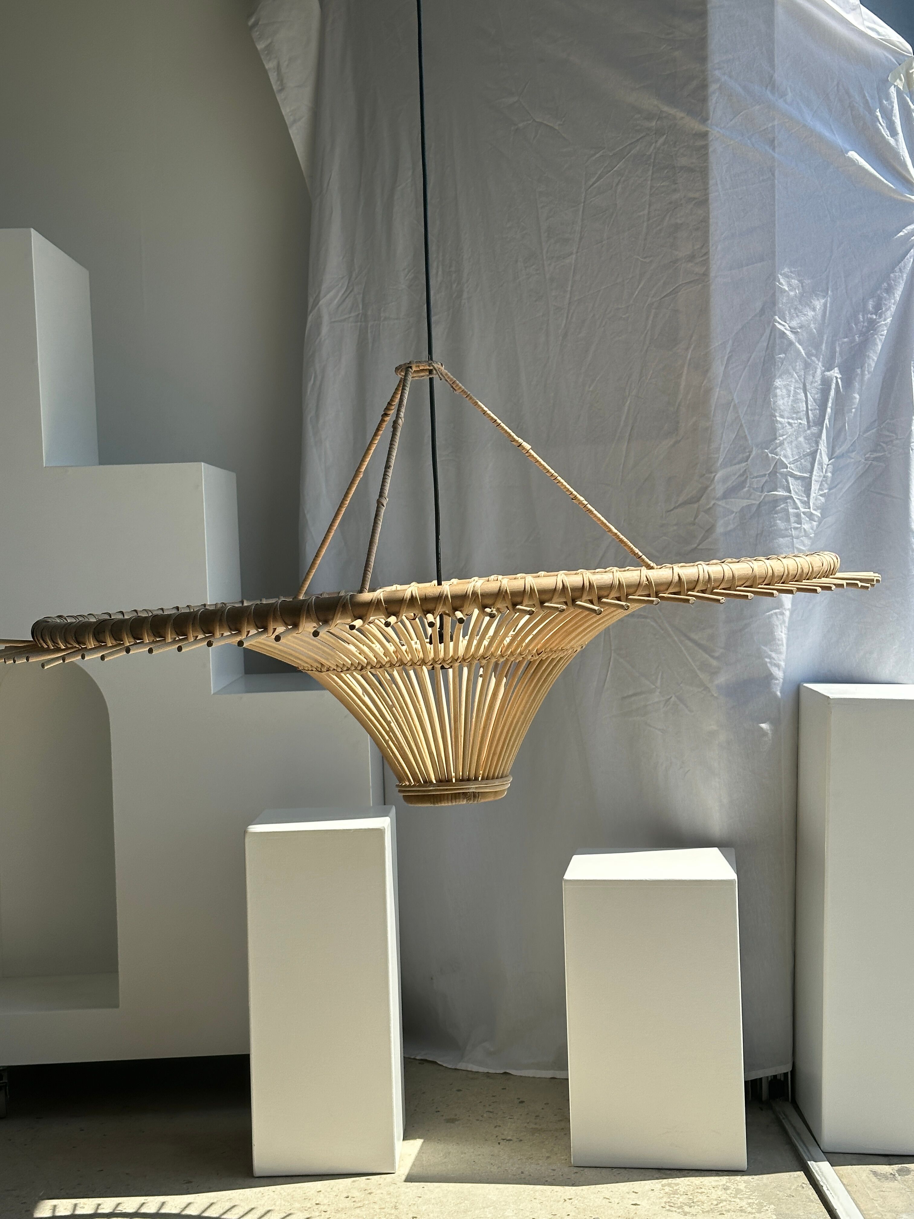 Suspension rattan saucer iron frame D:120 H:60