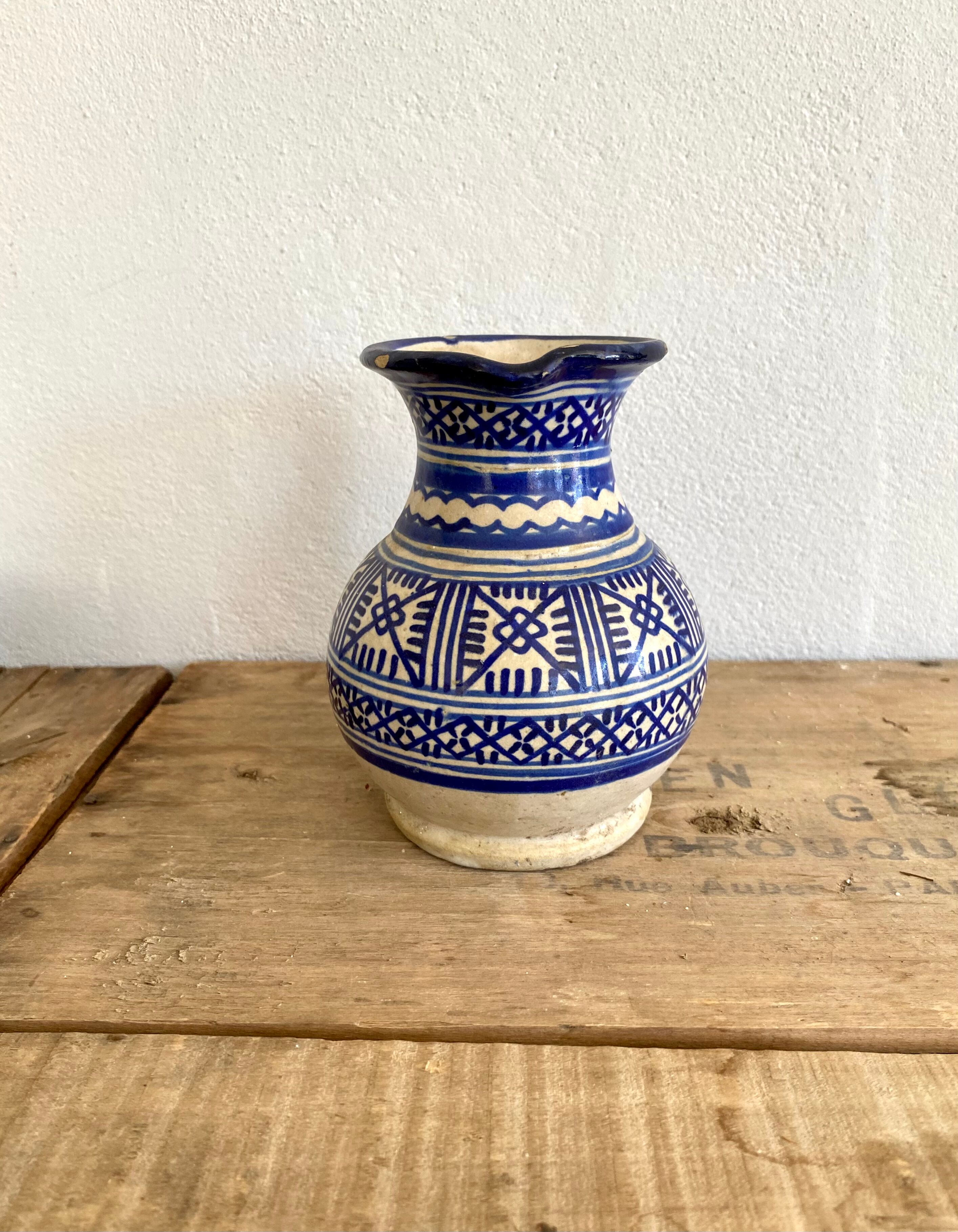 Pitcher of FEZ, hand-painted decoration