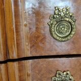 Commode style Louis XVI