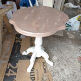 Violin table