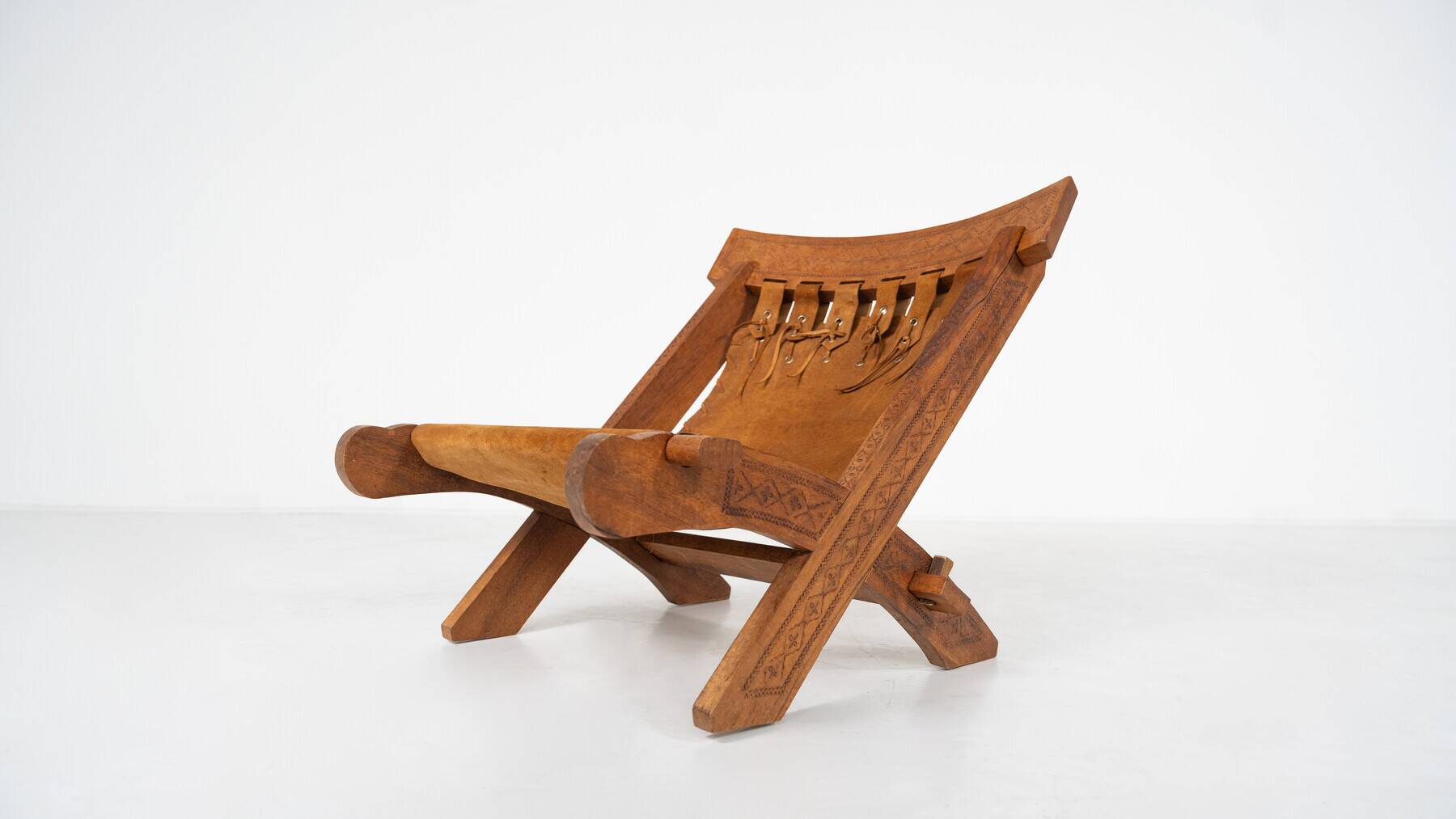Pair of Folding Chair, Wood and Leather, Brazilian style