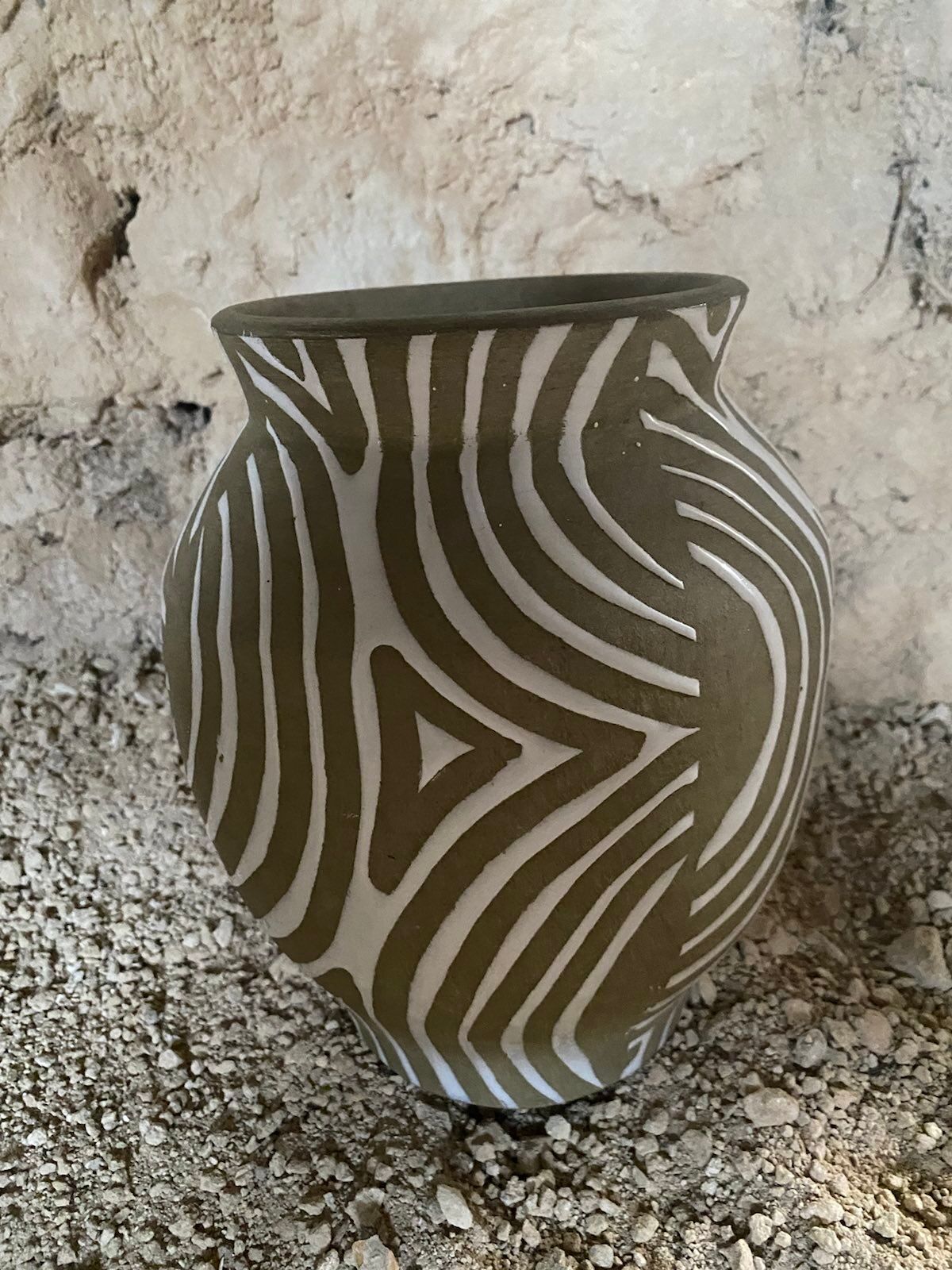 Ceramic design vase