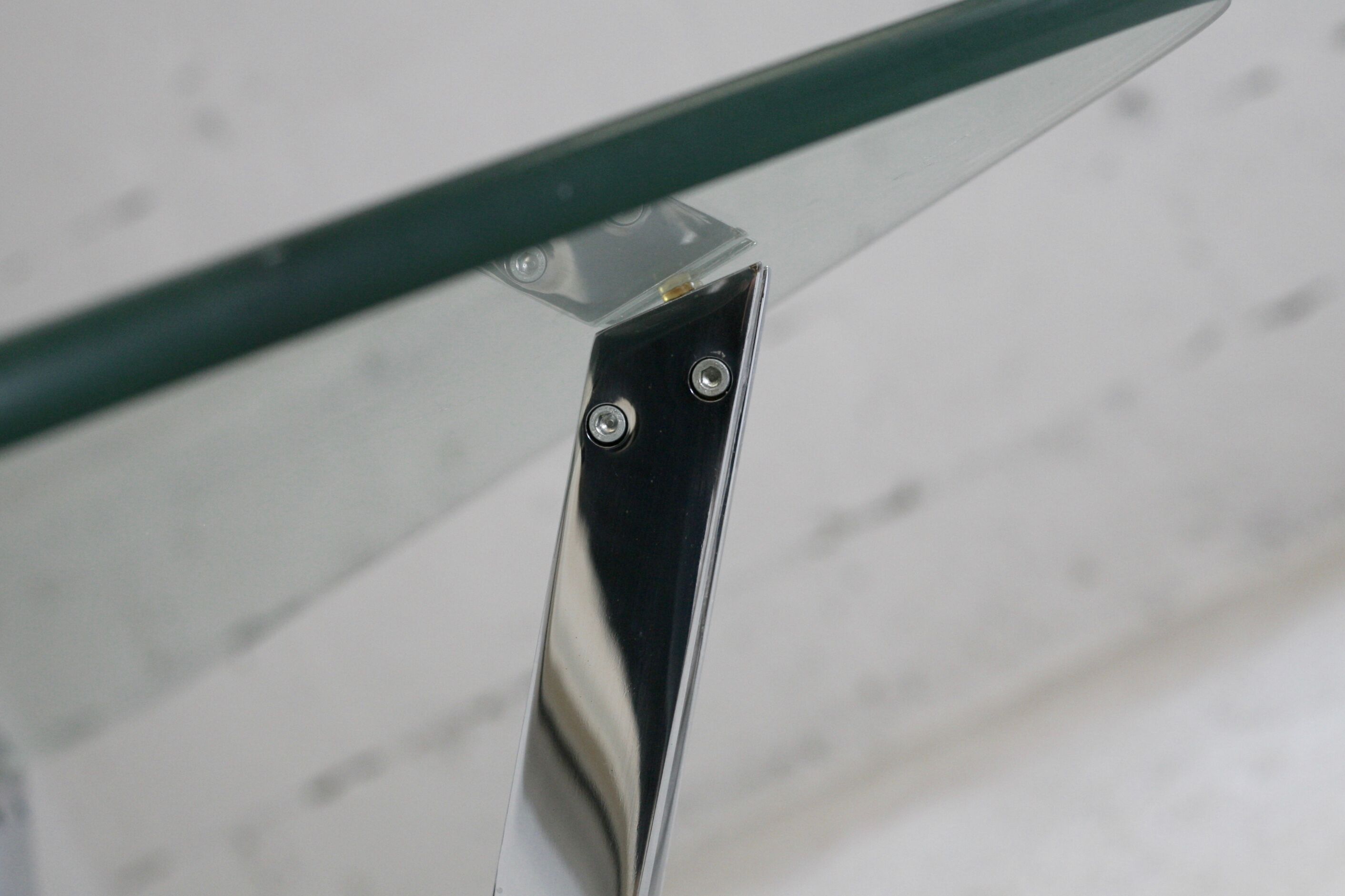 Square coffee table by Roger Sprunger, Dunbar edition, USA, circa 1970.