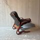 Kengu armchair