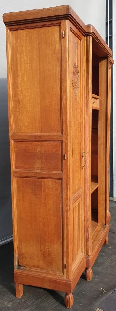 Library cabinet Art Deco columns with godrons