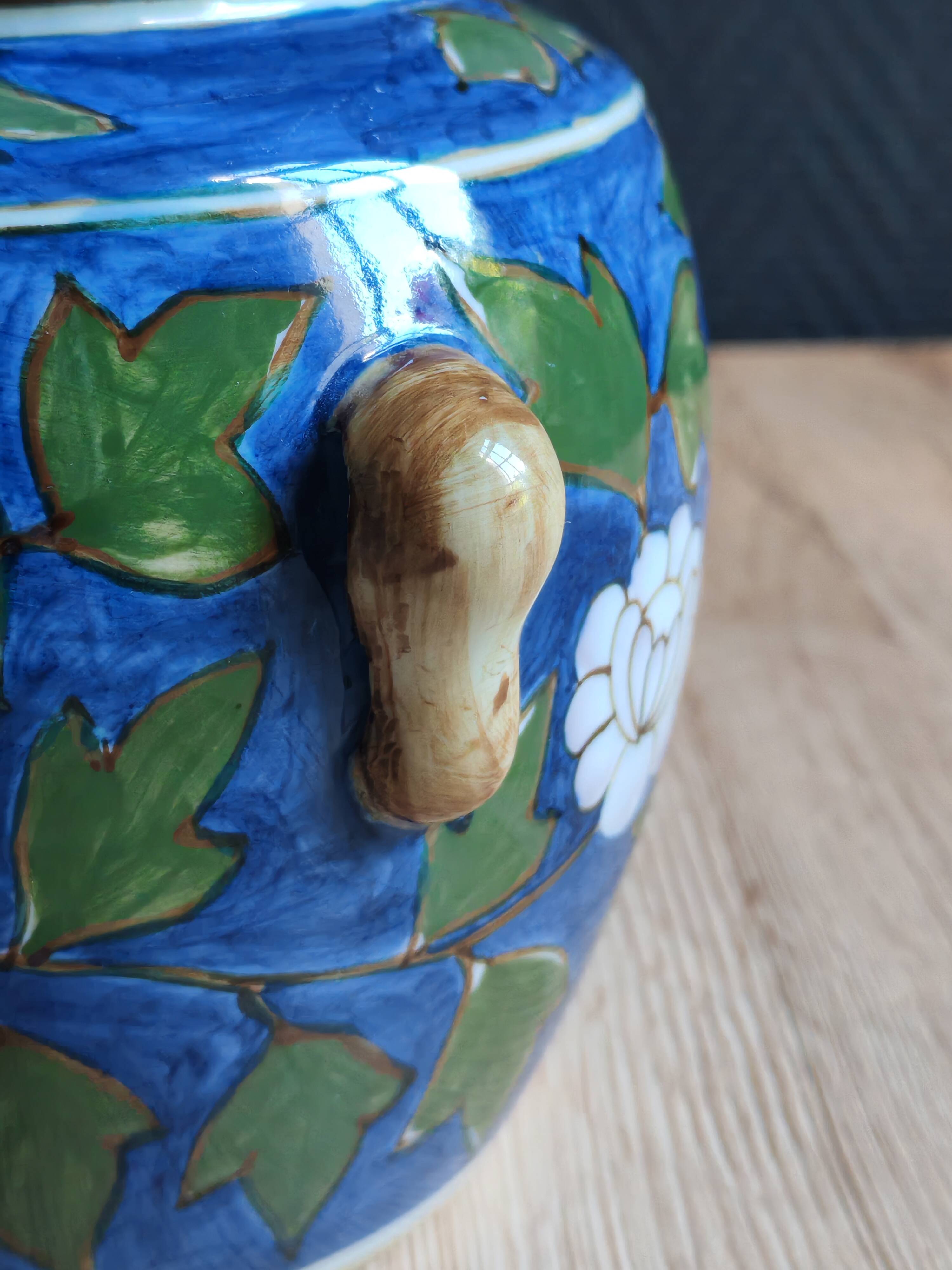 Mélarti Porcelain Vase with Lid - Hand-Painted Covered Pot