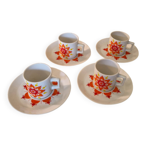Ensemble à café 4 tasses et soucoupes, porcelaine vintage 1970