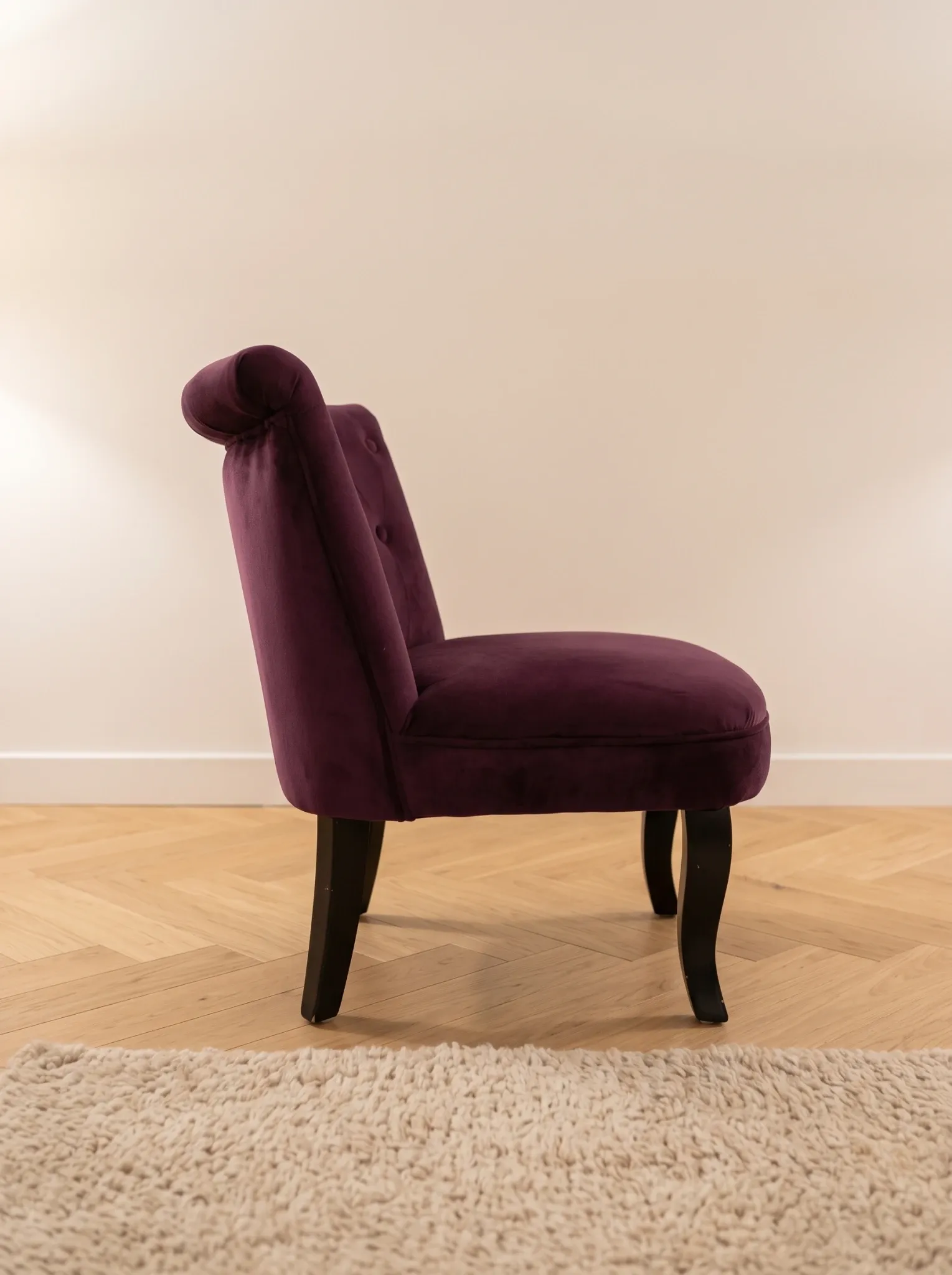 Pair of classic style crapaud armchairs in grey velvet.