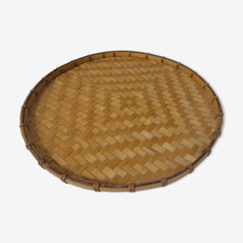 Round rattan tray