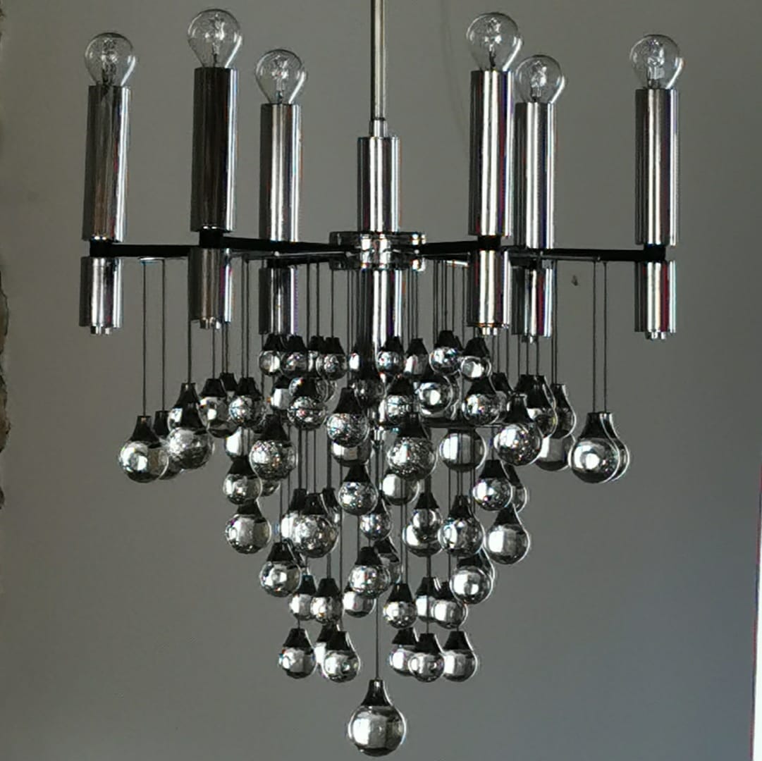 Murano 79-drop glass chandelier, circa 1965