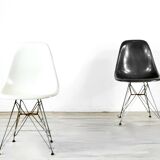Set Of 2 Herman Miller Eames Dsr Chair Original Fiberglass Seats