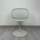 Chair ' o Line ' by Herbert Ohl