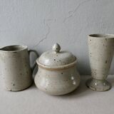 Set of 4 cups, 1 mazagran, 1 milk pot and 1 sugar bowl in pyrity sandstone, signed