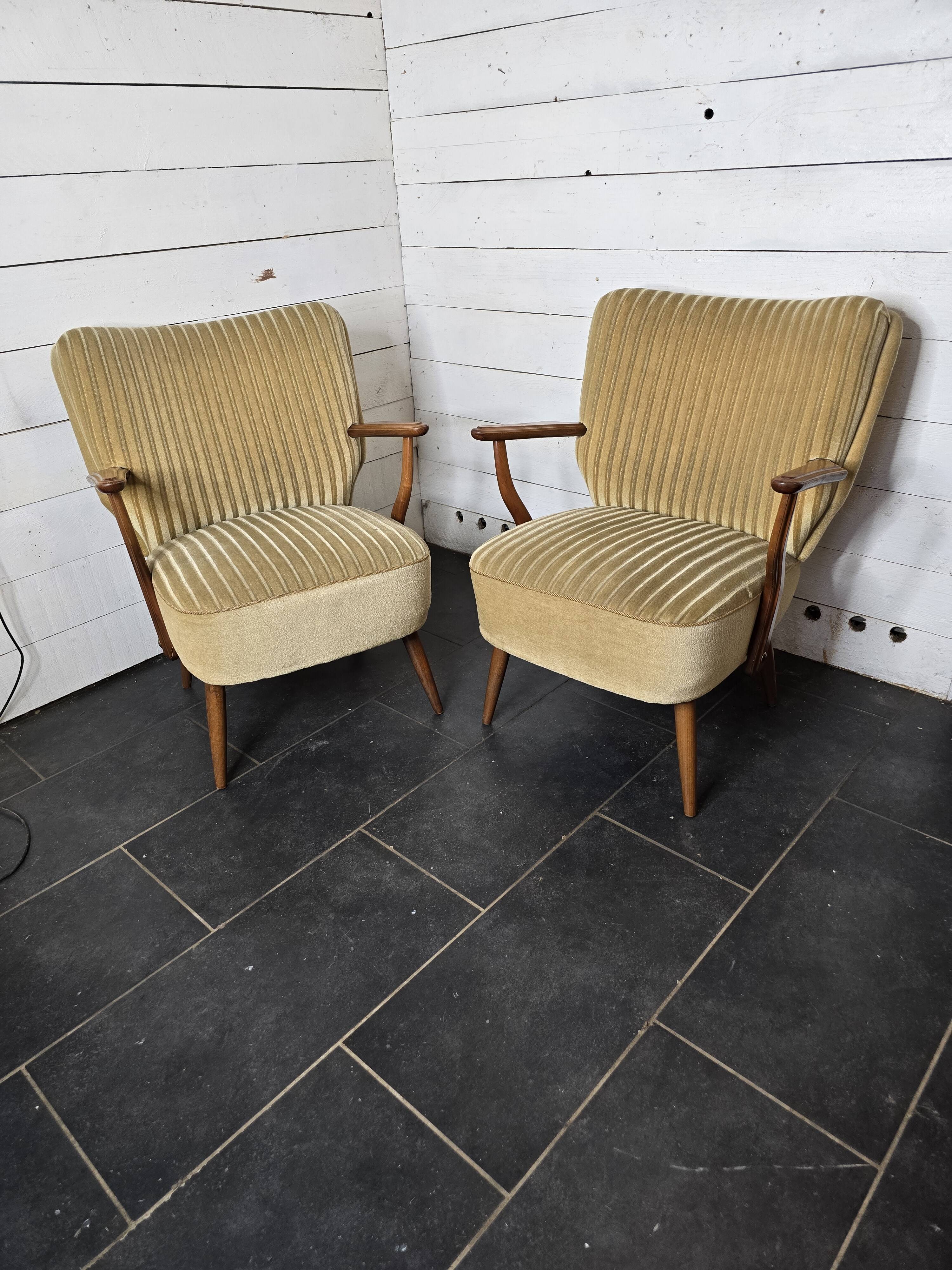 Paire de fauteuils cocktail