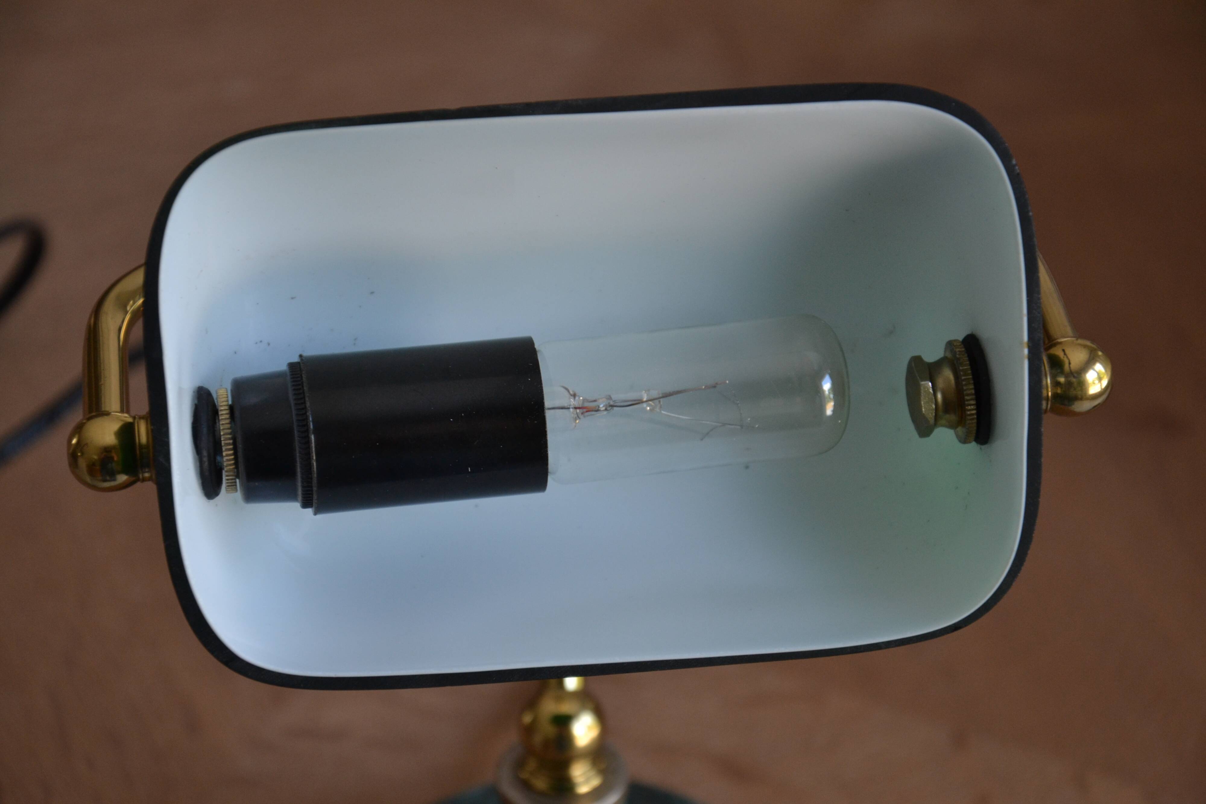 Lampe de banquier socle en marbre vert