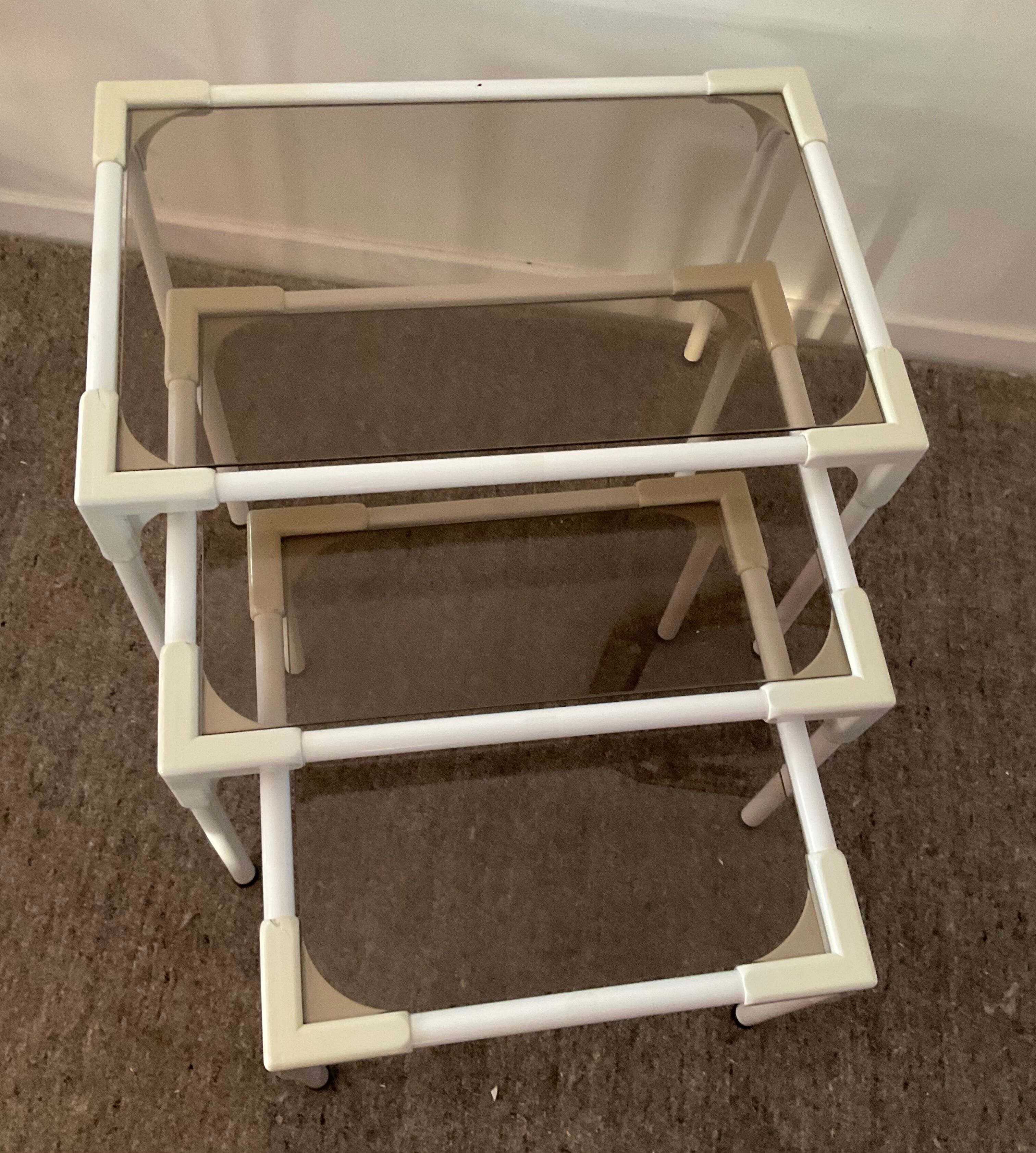 Series of 3 nesting tables from the 70s-80s