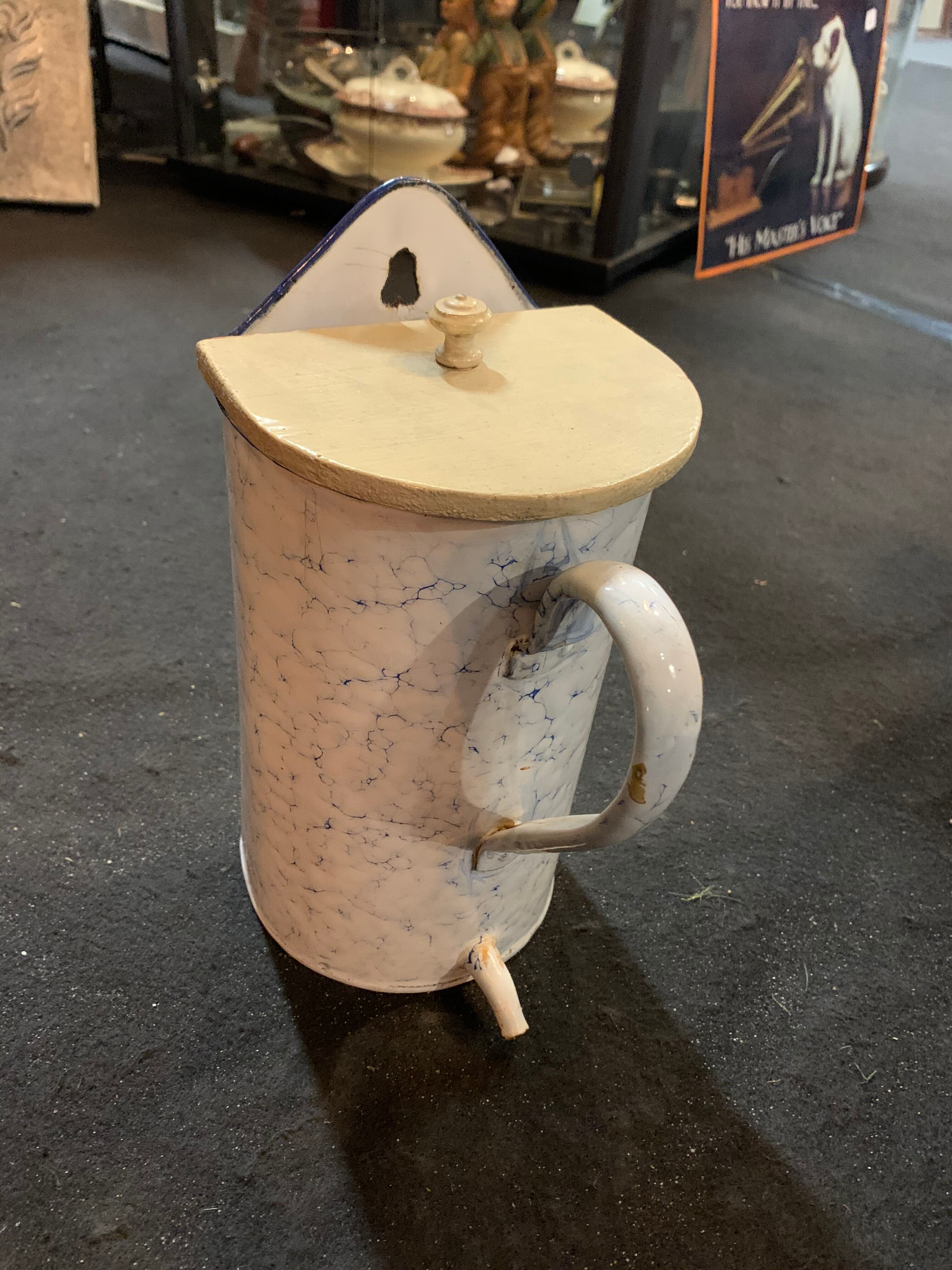 Enamelled water tank