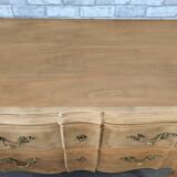 Crossbow chest of drawers
