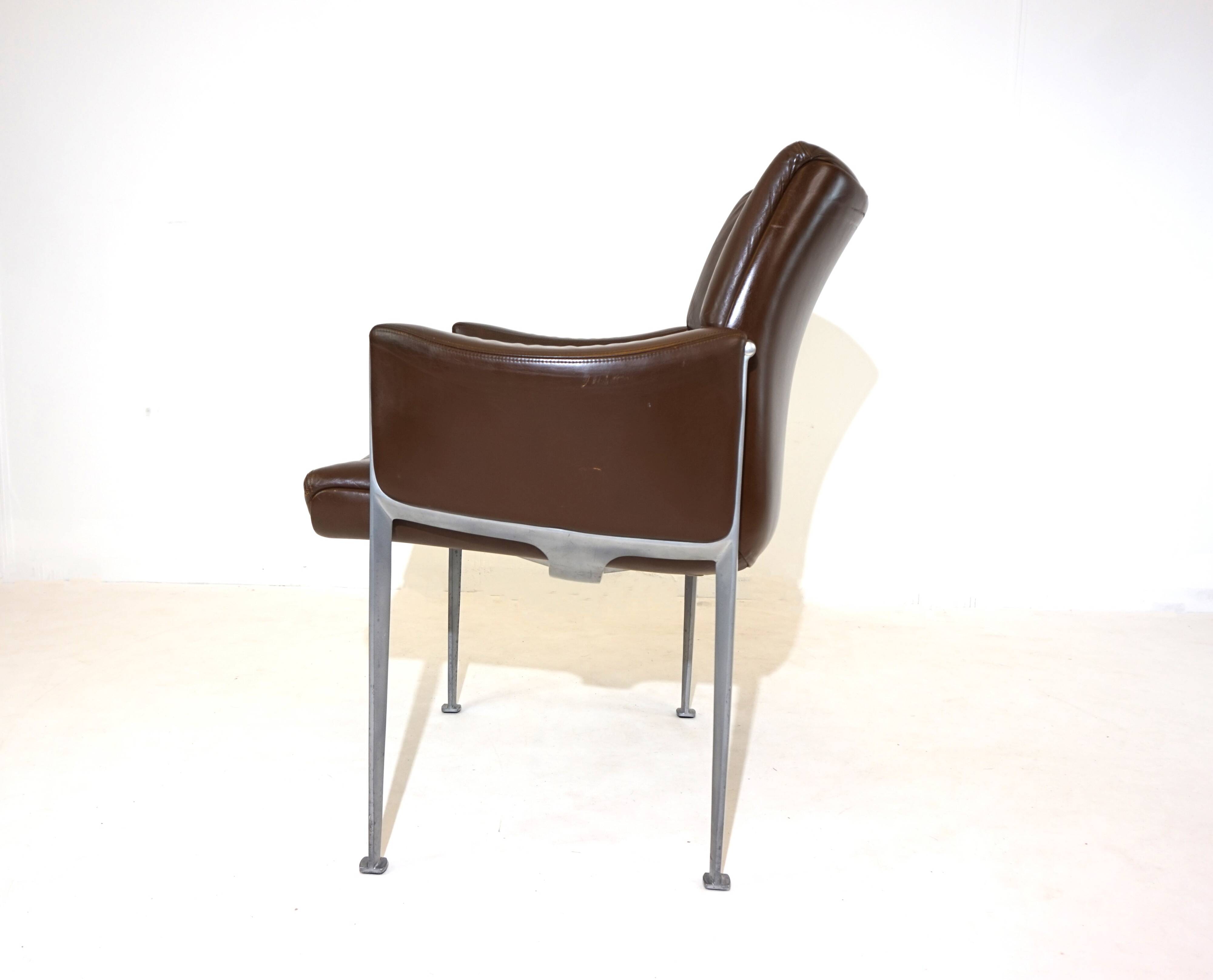 Röder Söhne Set of 3 leather office/dining room chairs by Miller Borgsen