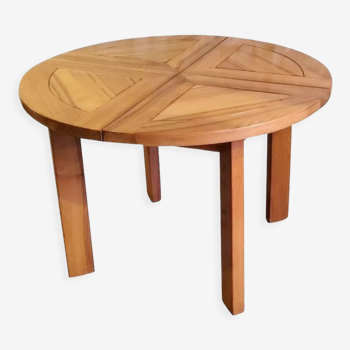 Round table regain in solid elm