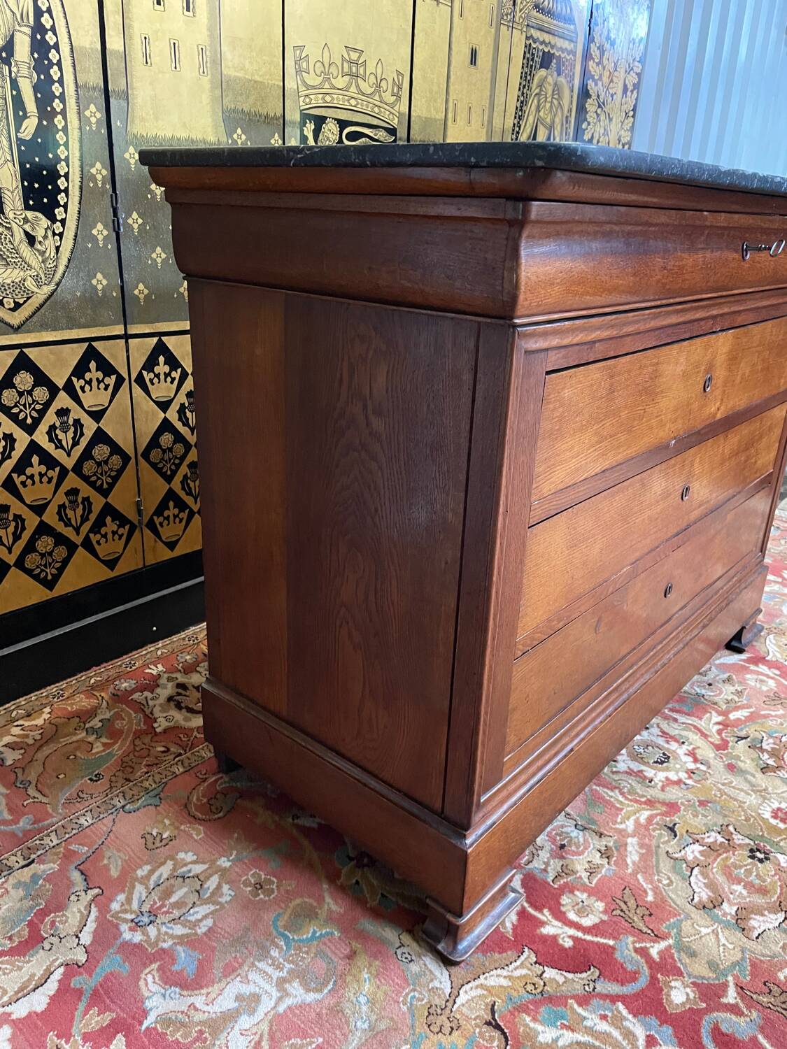 Commode époque Louis Philippe en chêne