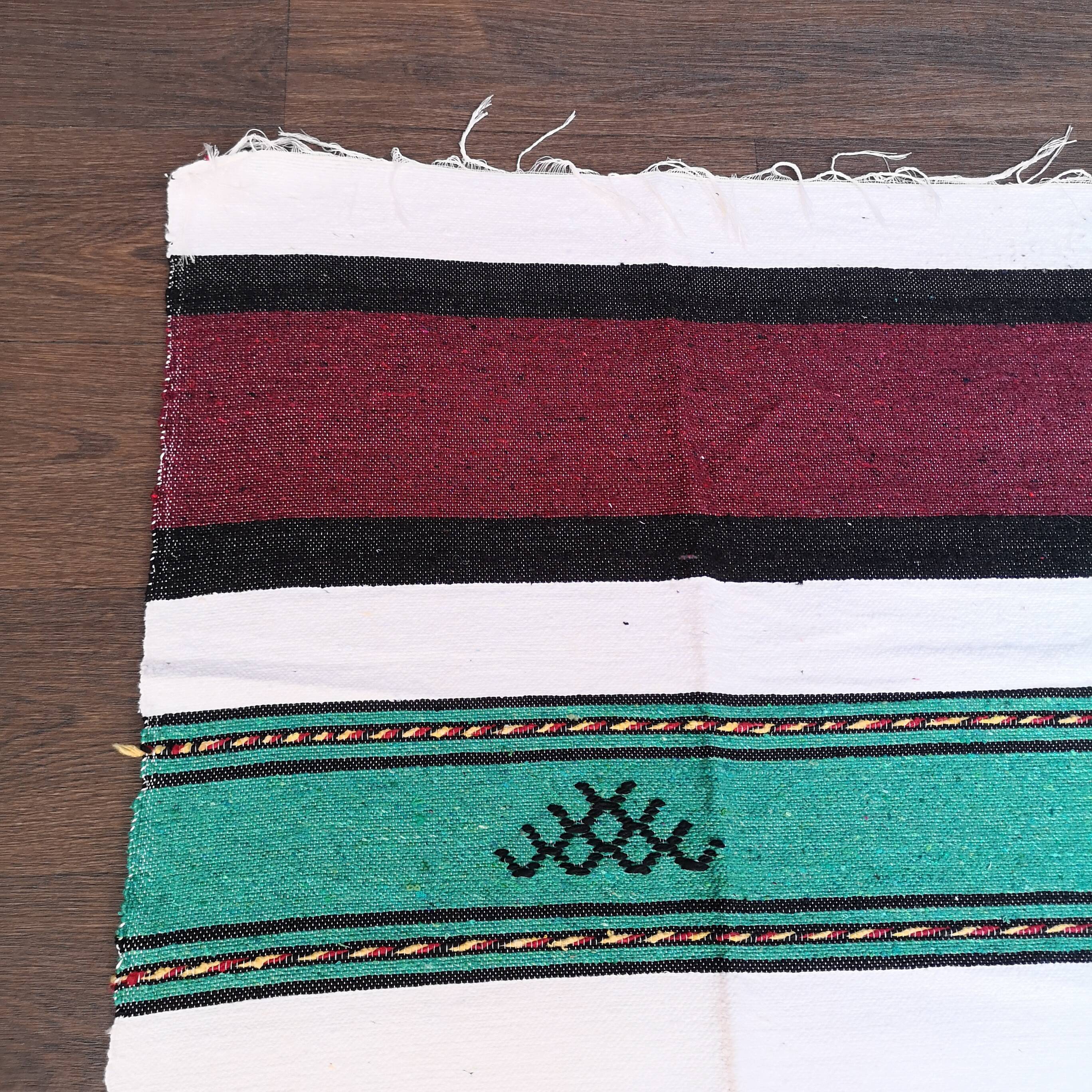 Handmade berber carpet made of multicolored cotton 140x225 cm