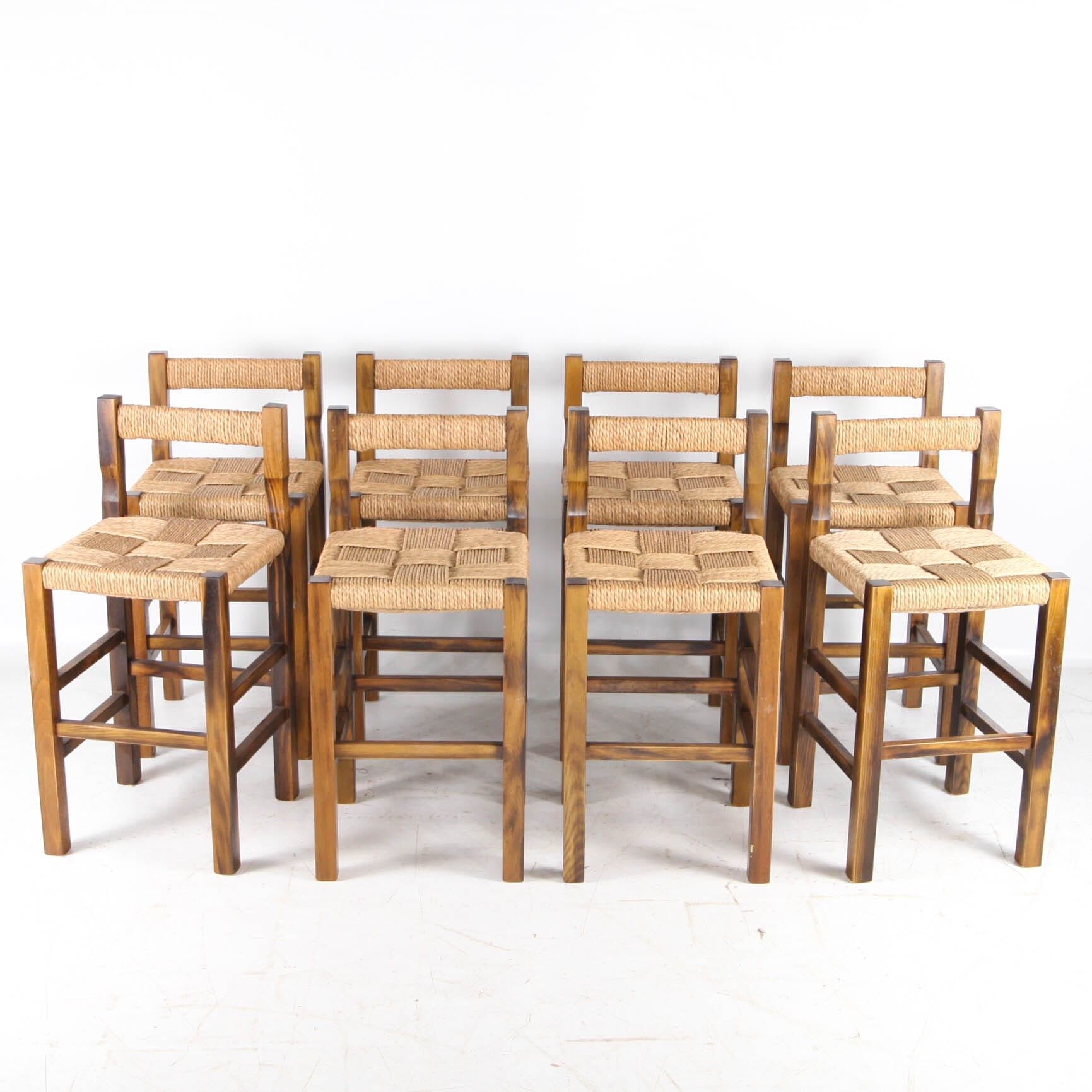 Suite de 8 tabourets en corde