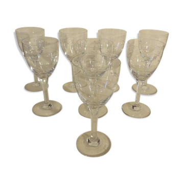 Suite de 8 verres à vin en cristal