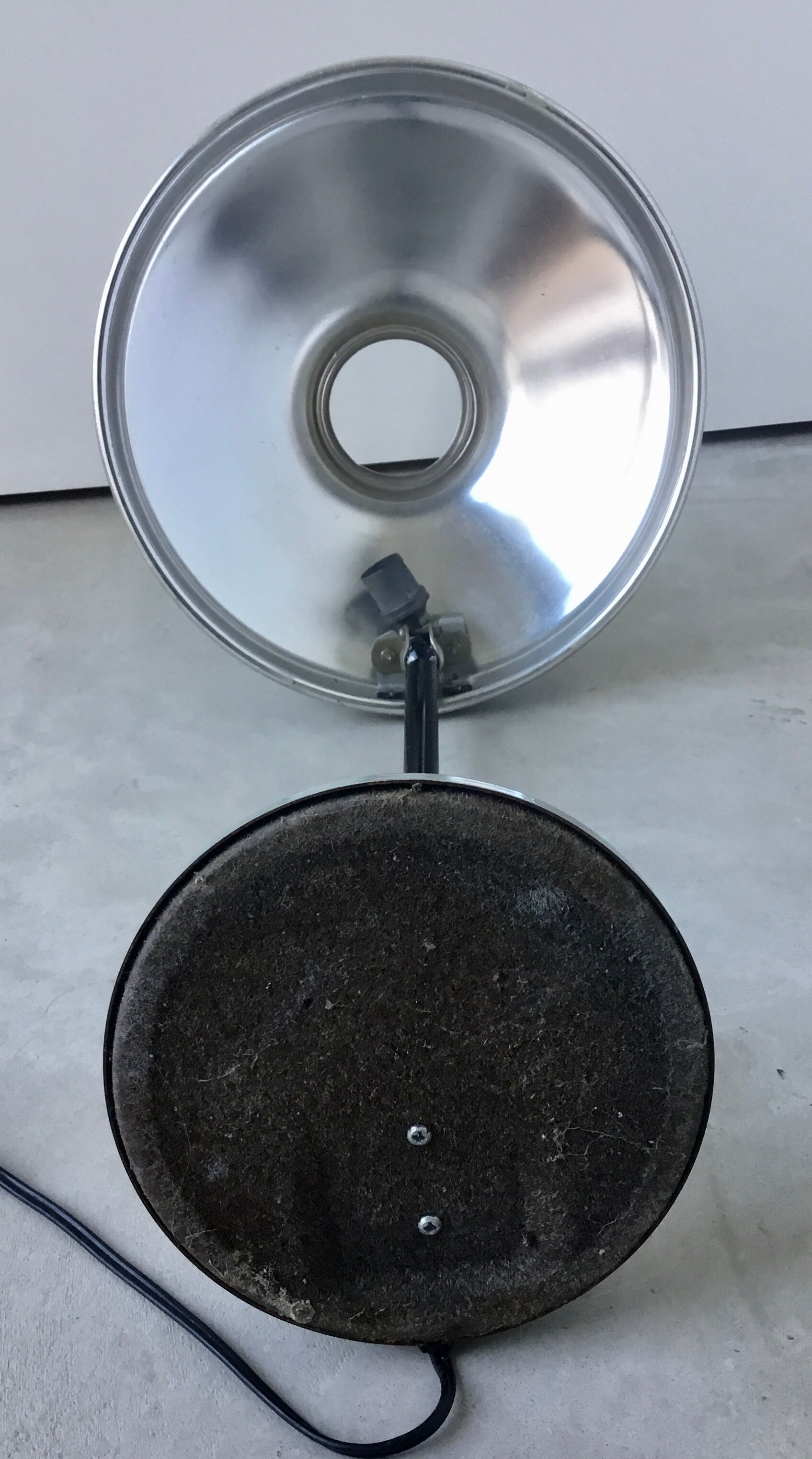 Industrial design ball joint desk lamp - 1950