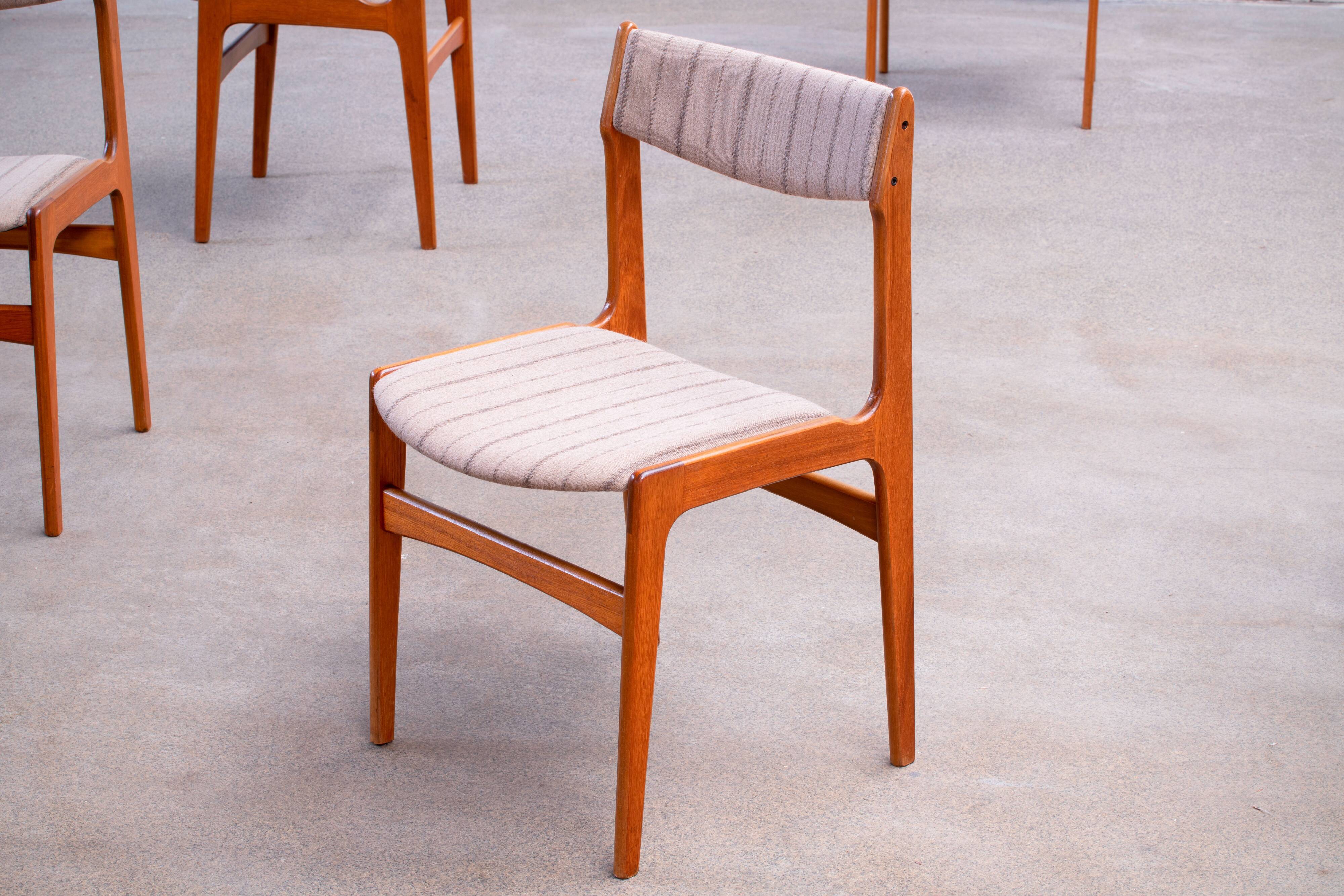 Set of 6 Scandinavian chairs vintage solid teak and wool 1960