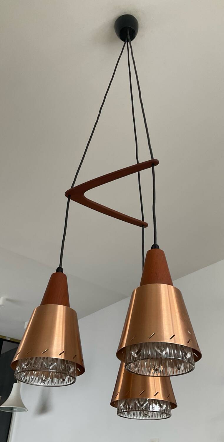 Scandinavian Boomerang chandelier from the 60s in teak, metal and glass