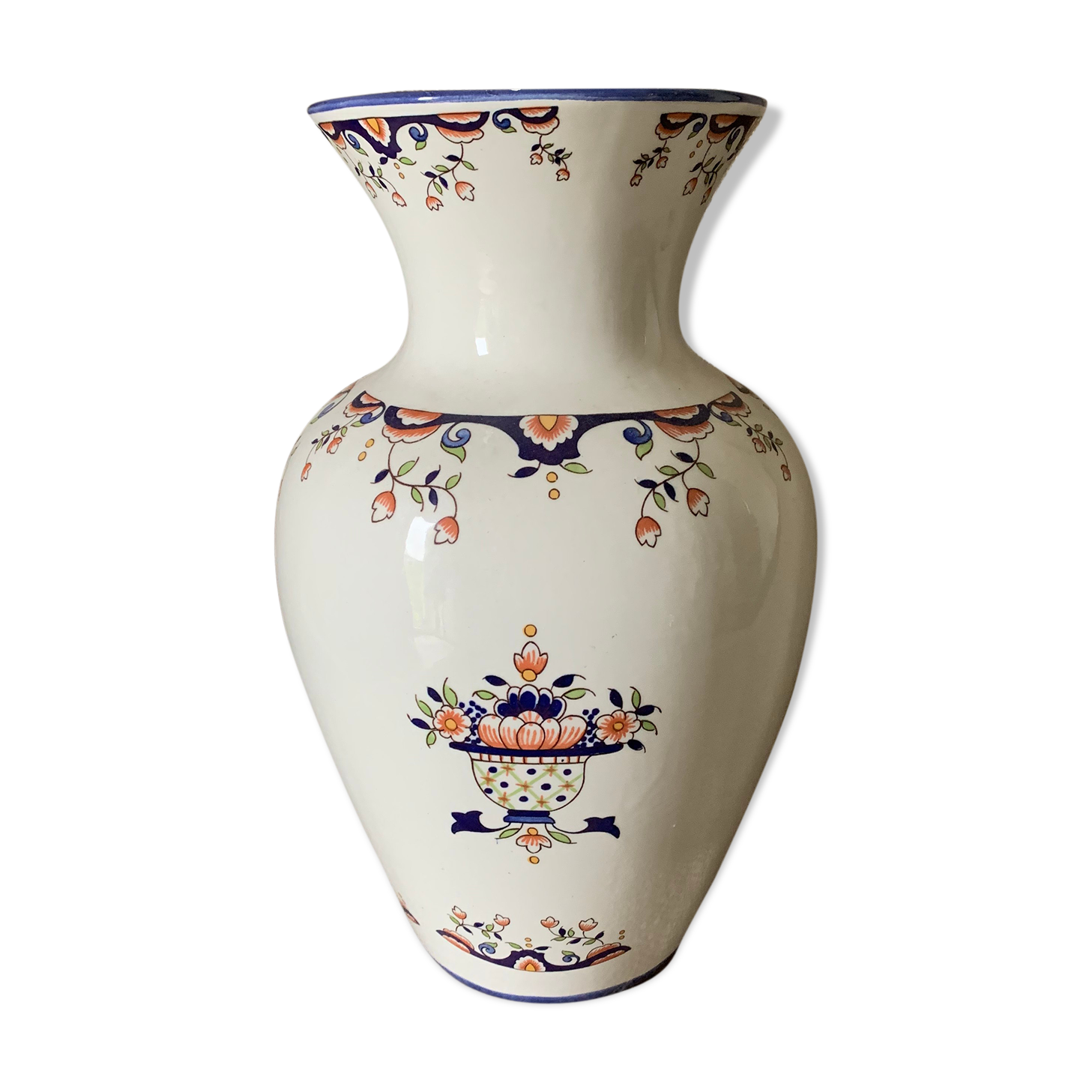 Ceramic vase decoration flowers