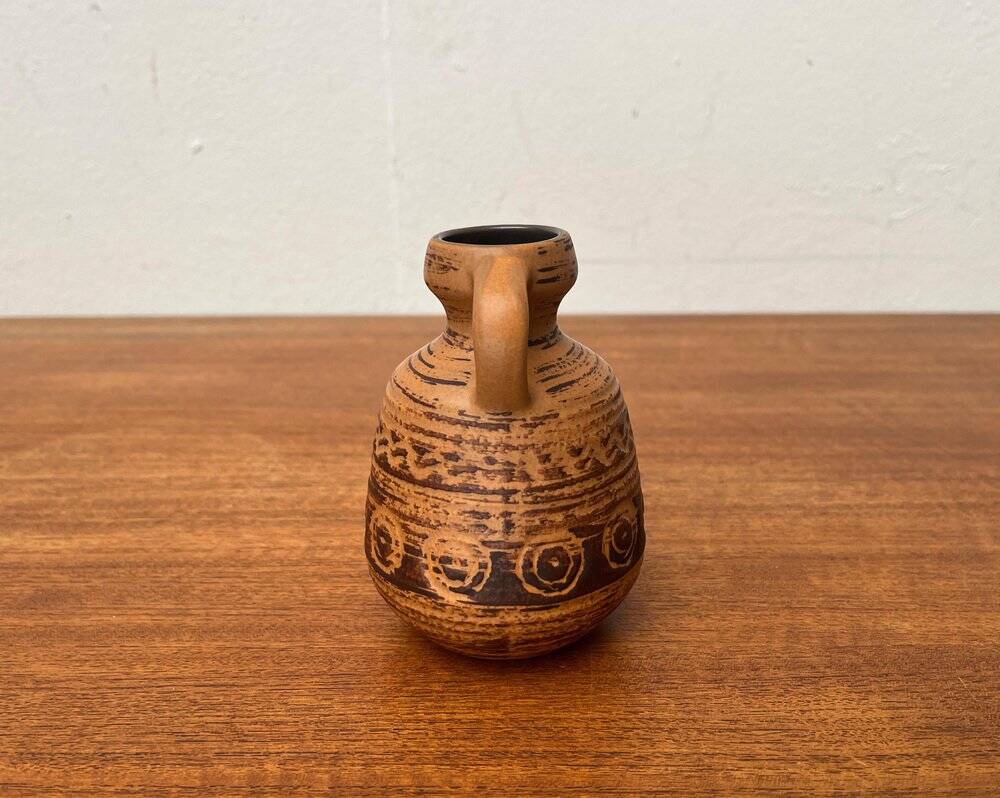 East German pottery vase from the mid-century GDR by Strehla Keramik, 1960s.