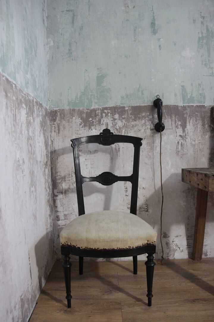 Napoleon III style chair