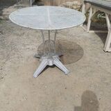 Vintage round bistro table – Perforated top
