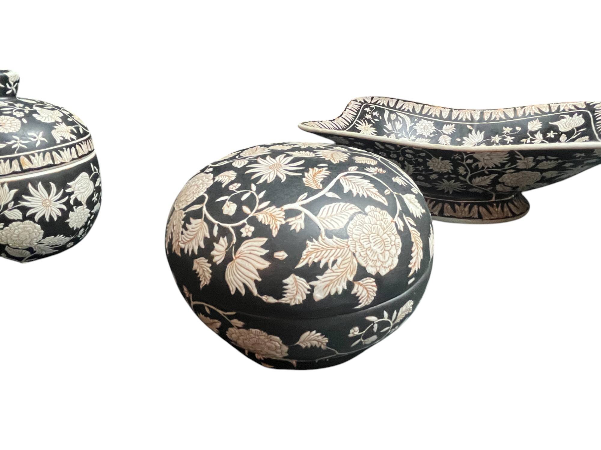 Set of three ceramic bowls with floral decoration G&C Denmark 20th century
