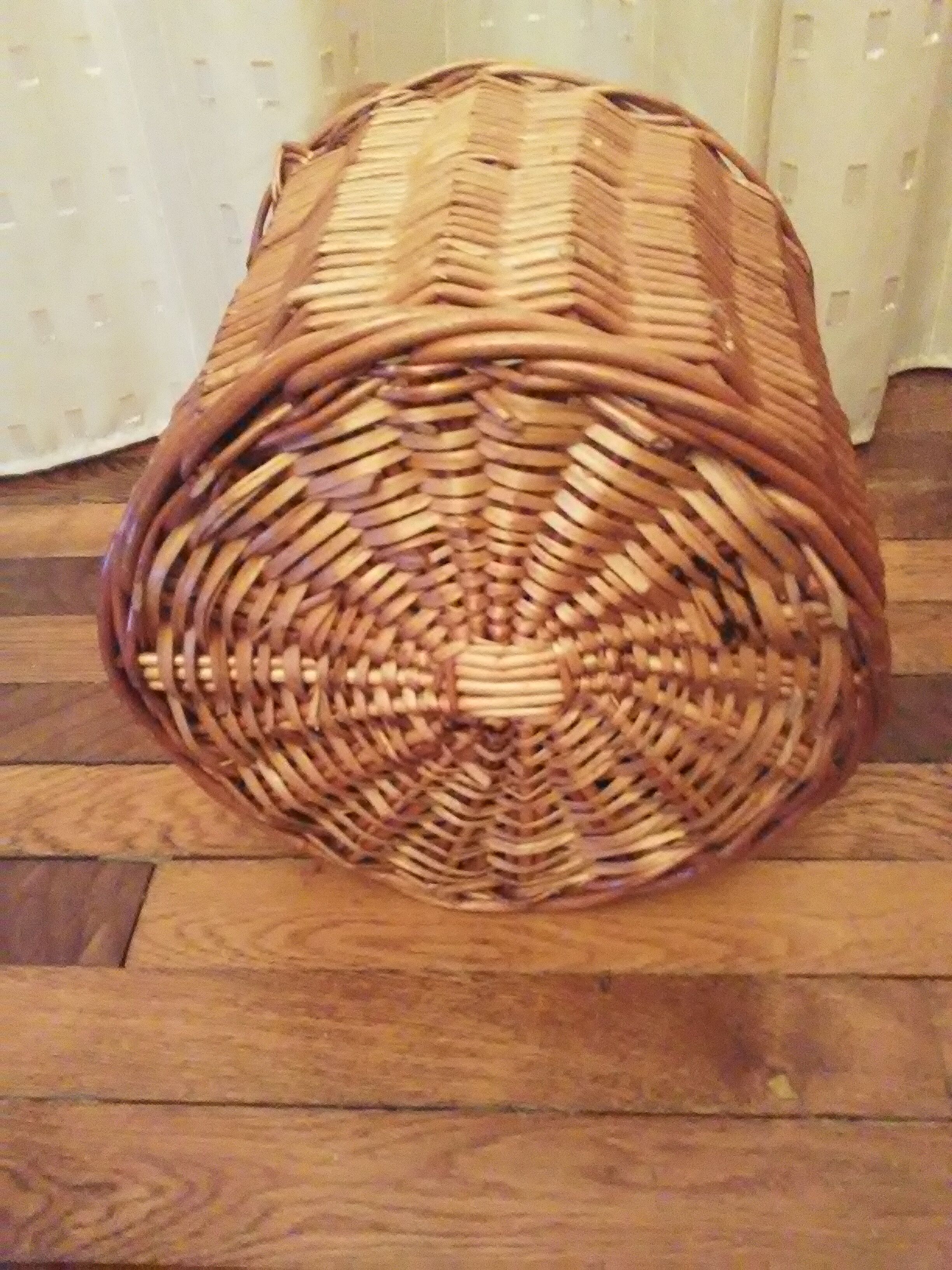 Wicker basket