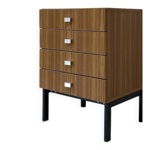 petit meuble de Pierre