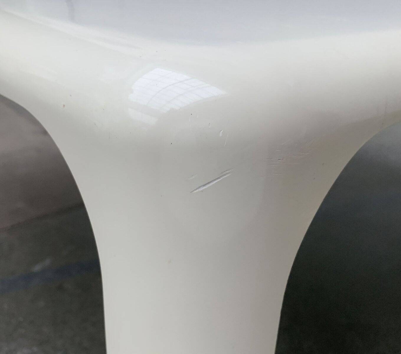 Demetrio lounge coffee table from the Italian space age of the mid-century by Vico Magistretti for Artemide.