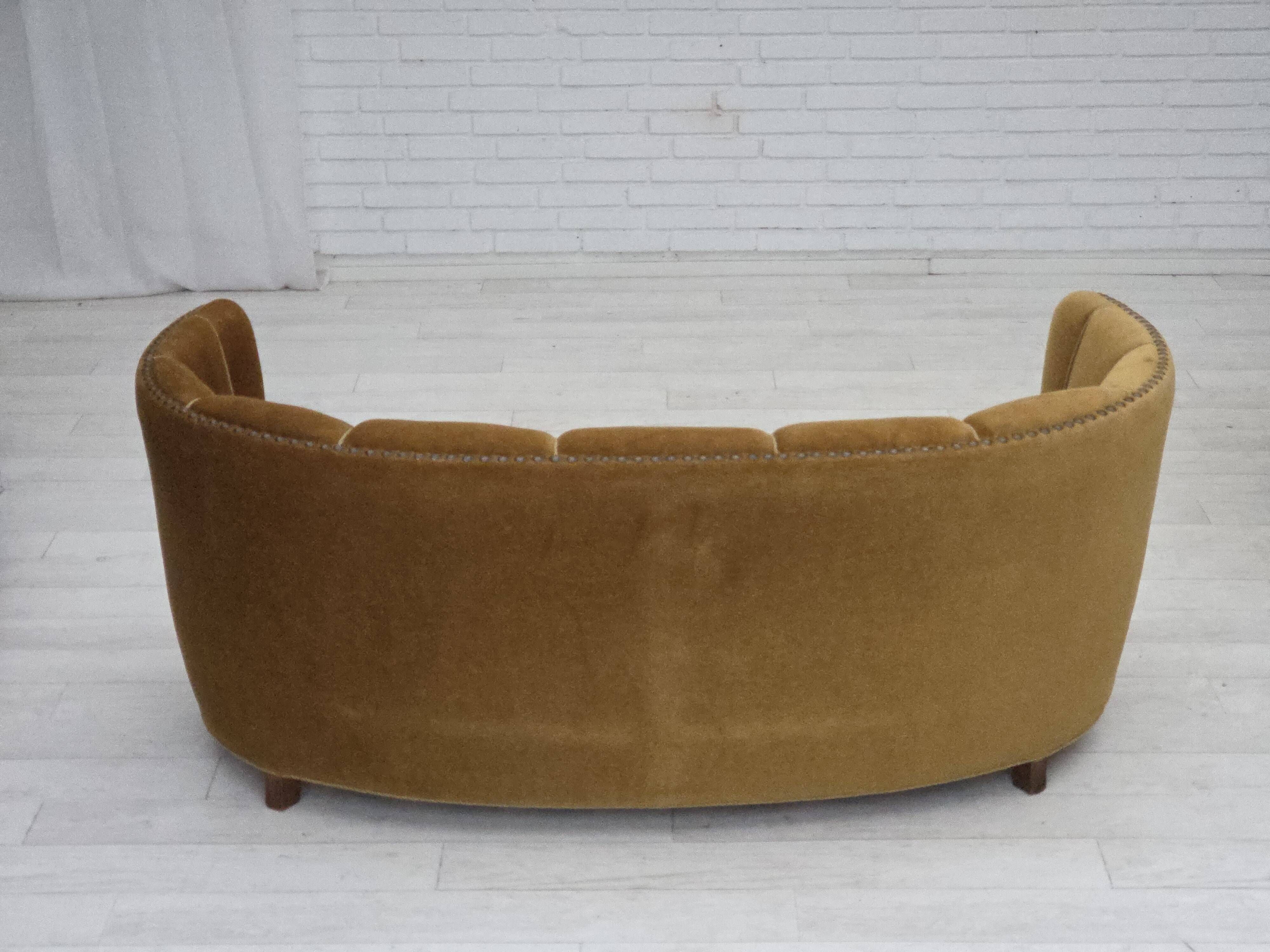 1960s, 2-seater Danish "Banan" sofa, original olive/green furniture velour.