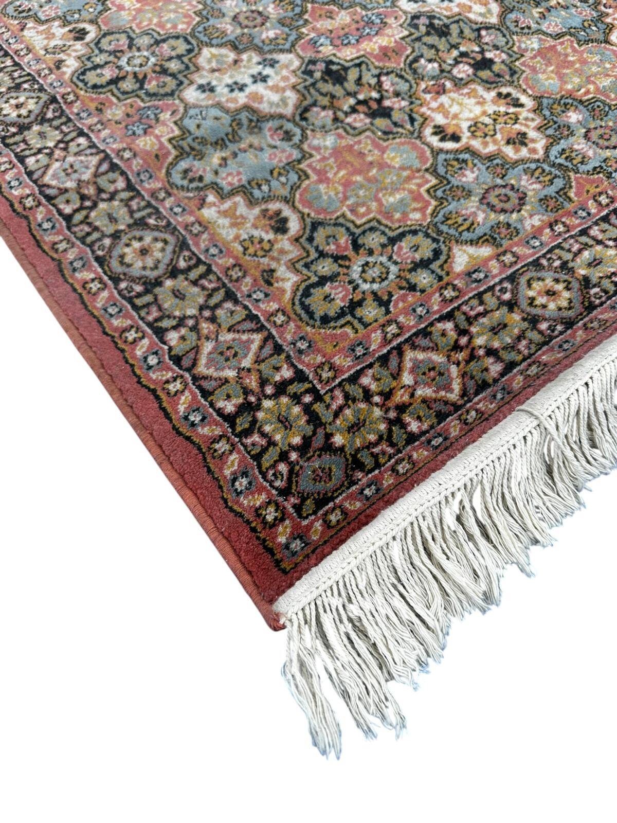 Oriental hallway rug 3m x 80cm