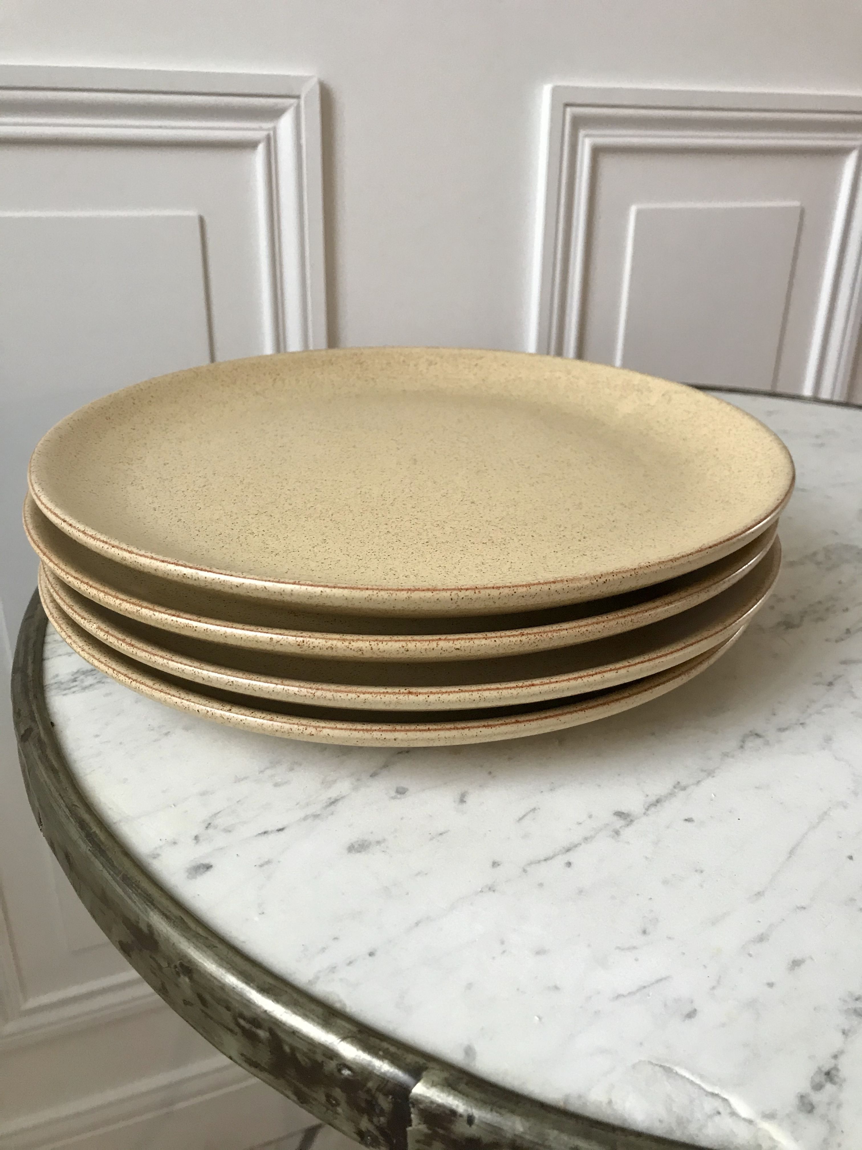Set of 4 large flat plates in light stoneware made in France 60s and 70s
