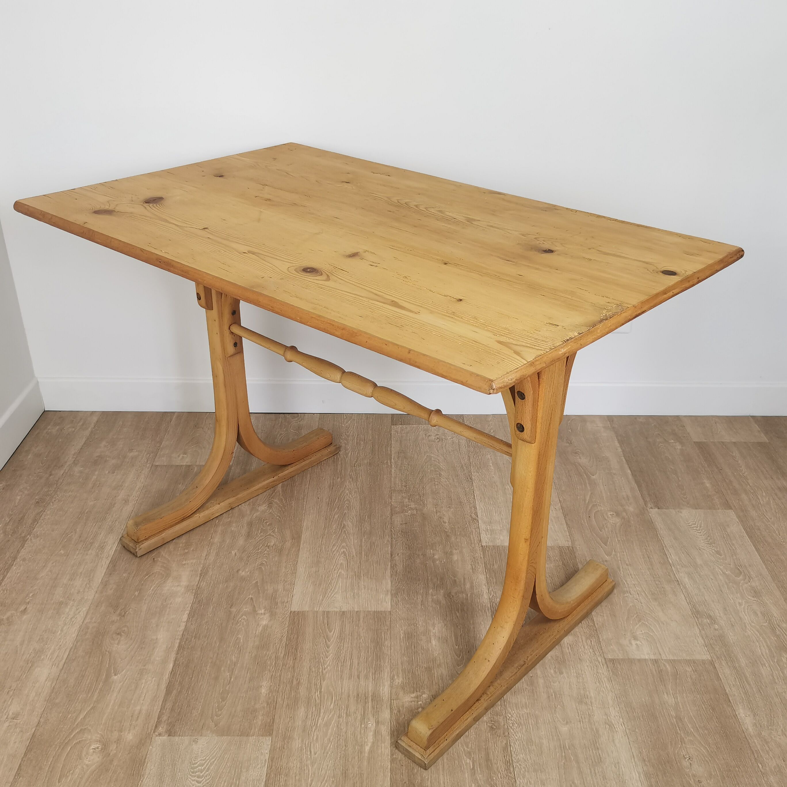 Italian bistro table