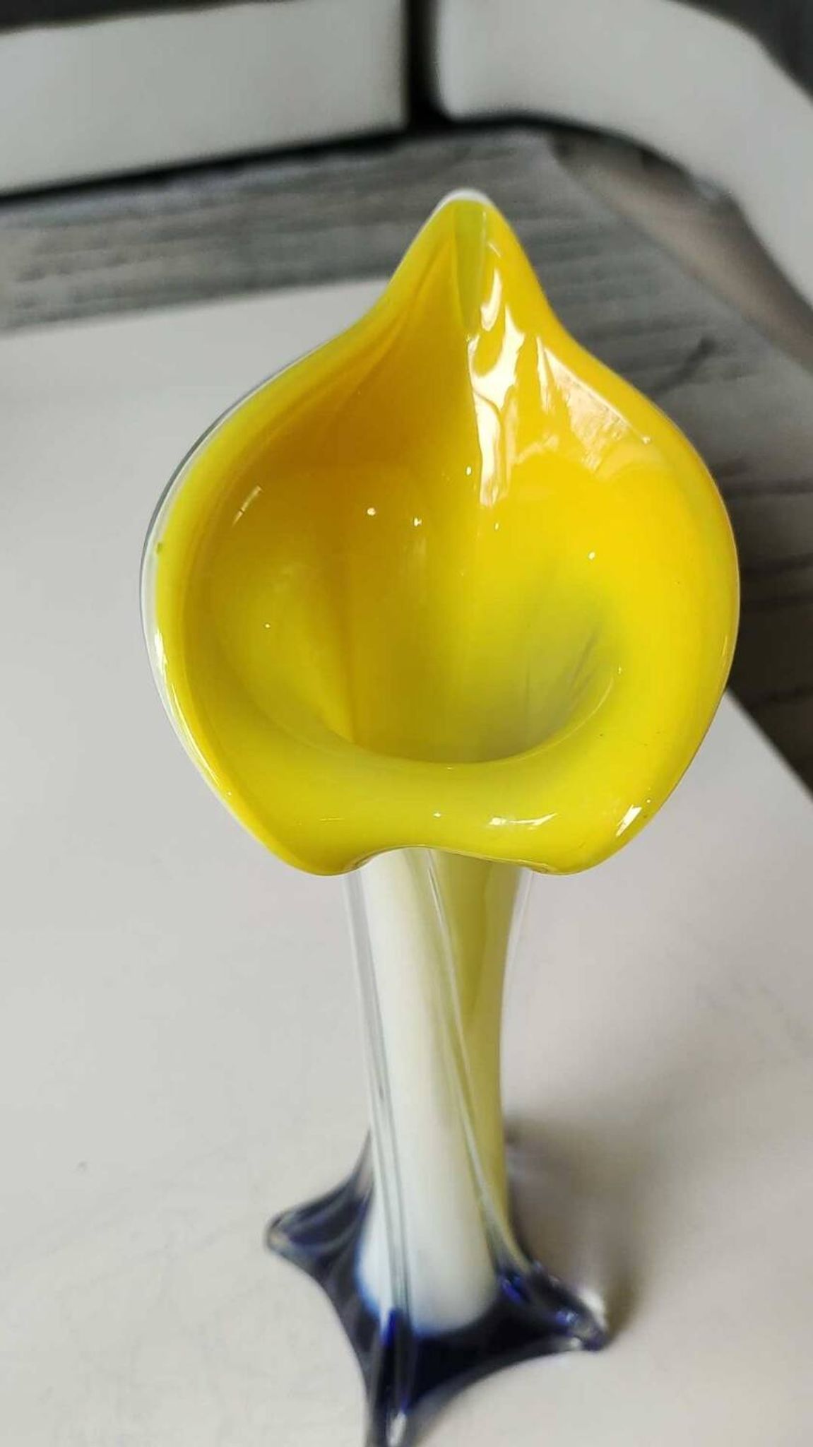 Vase Soliflore fleur d Arum/Jack in the Pulpit. Murano . Haut 30,5 cm