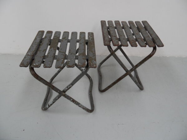 Ensemble industriel de 2 tables d’appoint métalliques